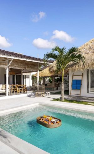 Surga-blue-floating-breakfast-pool- (1)